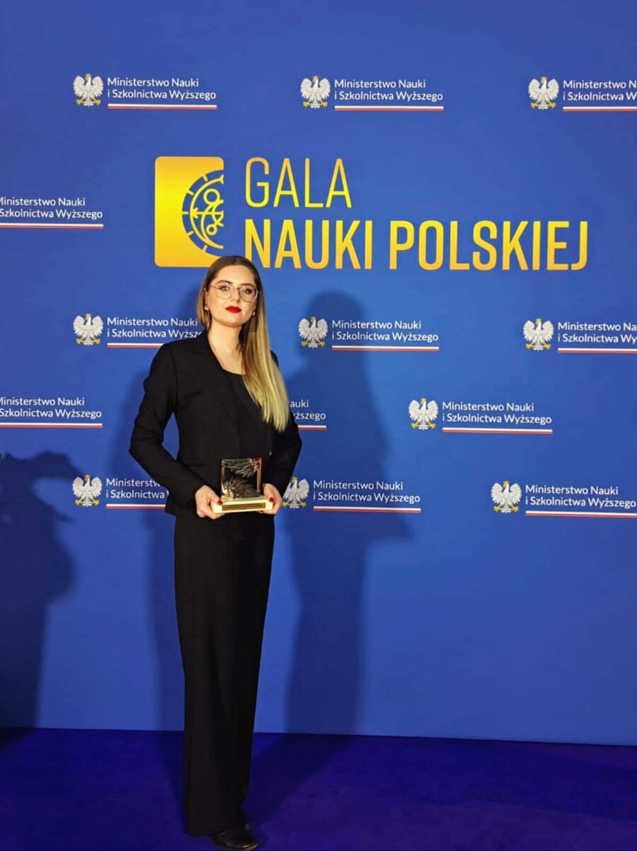 dr Dagmara Wójcik z nagrodą