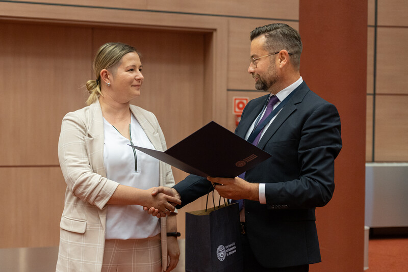 mgr inż. Paulina Rutecka z prof. Smyczkiem