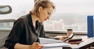 Otwarte warsztaty fakultatywne online pt. "wprowadzenie do rachunkowości" [grafika]