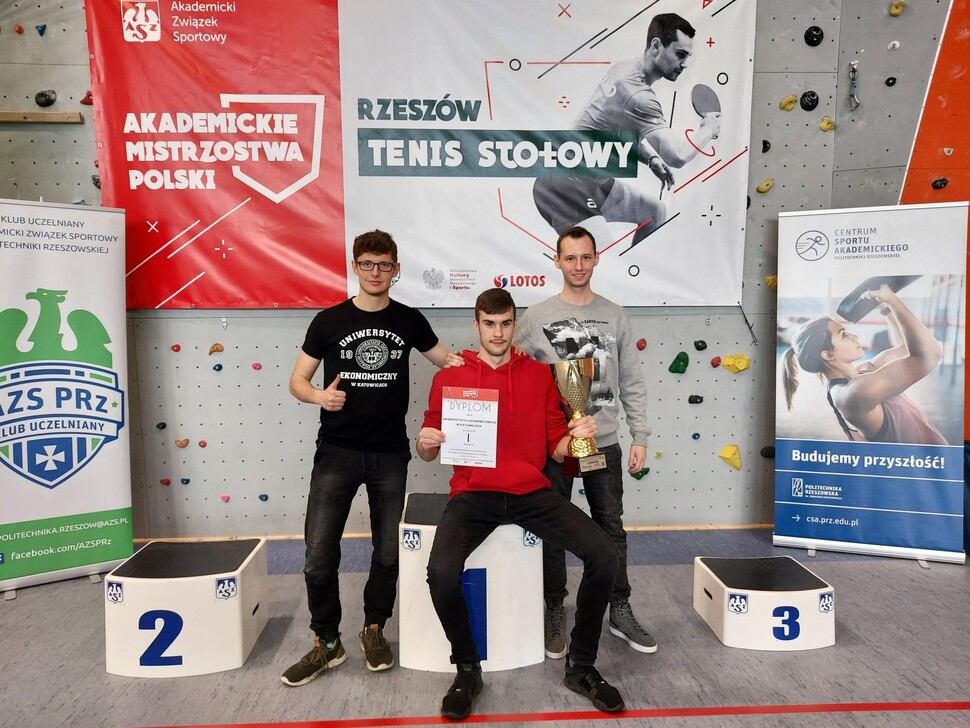 Obrazek przedstawia zdjęcie z zawodów