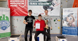 Obrazek przedstawia zdjęcie z zawodów