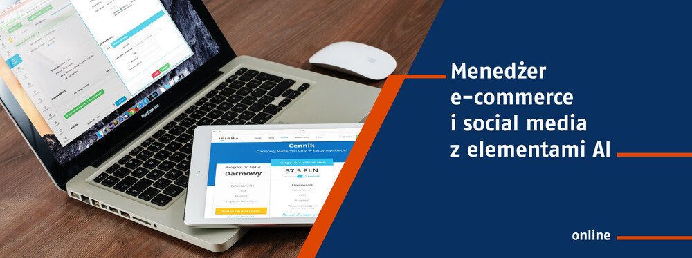 Zbliżenie na otwarty laptop, myszkę i tablet leżące na stole
