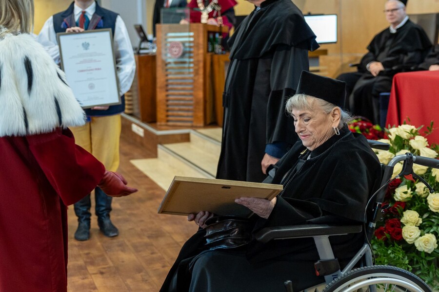 zdjęcie wykonane podczas nadania tytułu profesora honorowego