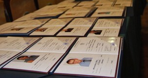 Uroczystość wręczenia dyplomów na Wydziale Zarządzania