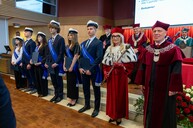 studenci po ślubowaniu
