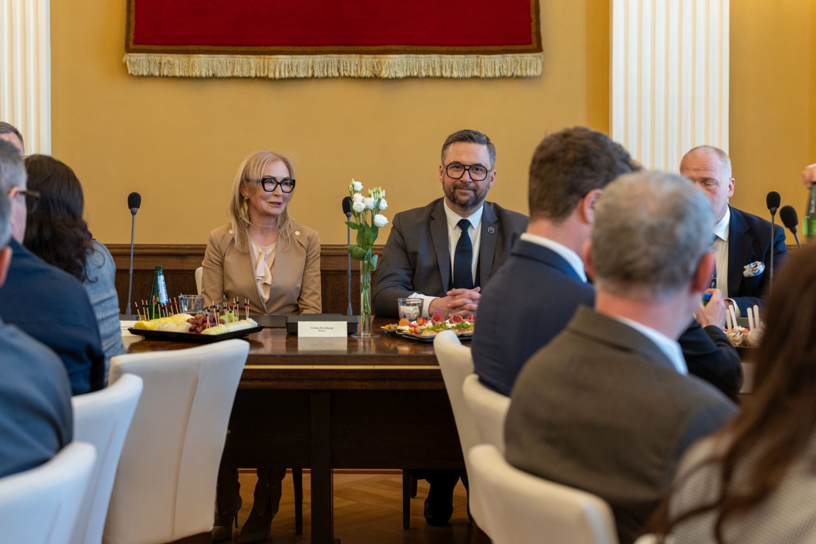 23 04 2026 Minister UEKat  63 