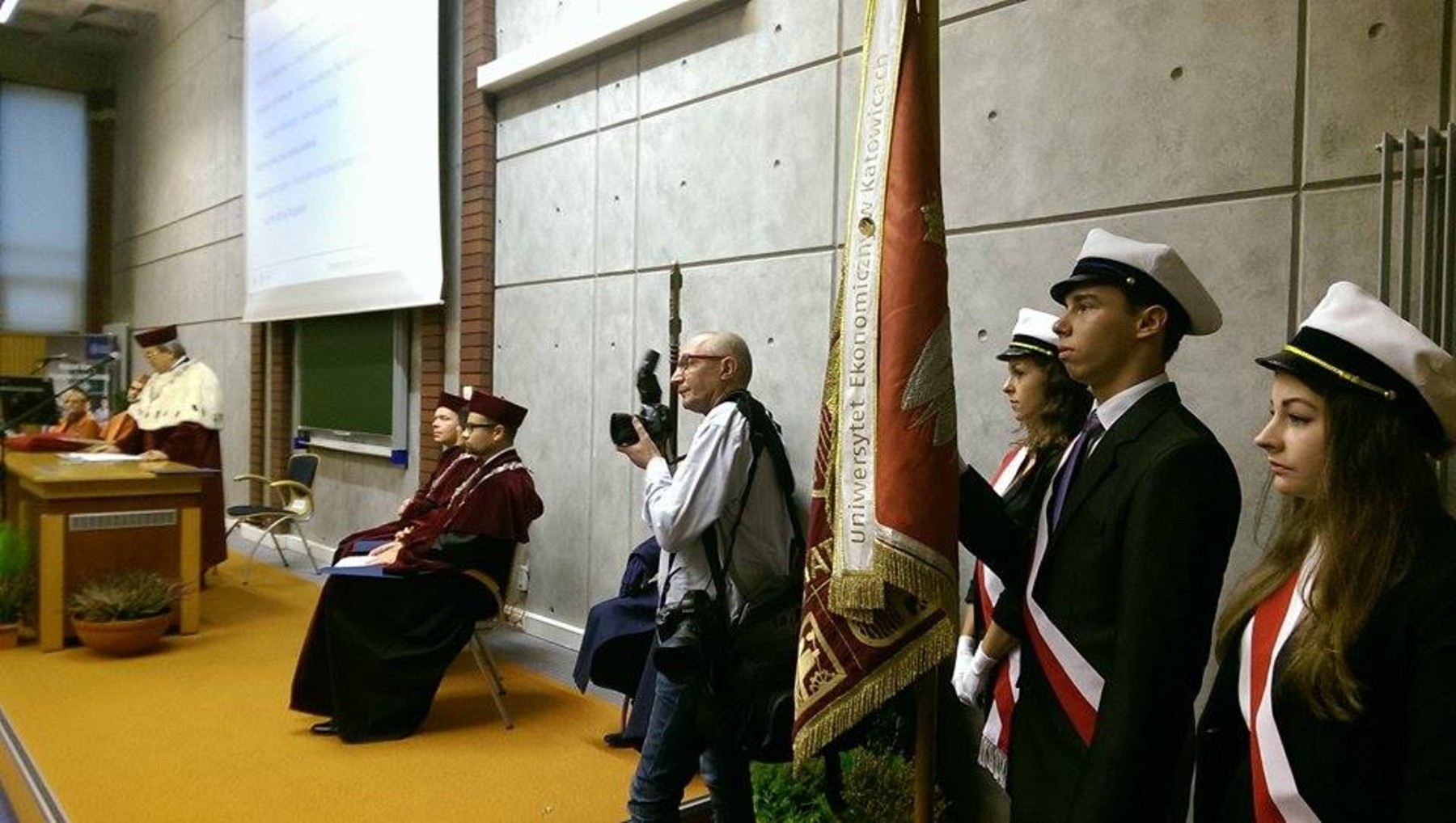 12178033 10207996792740231 509066584 n