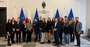 studenci podczas wyjazdu