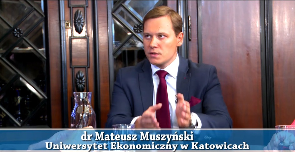 Dr Mateusz Muszyński
