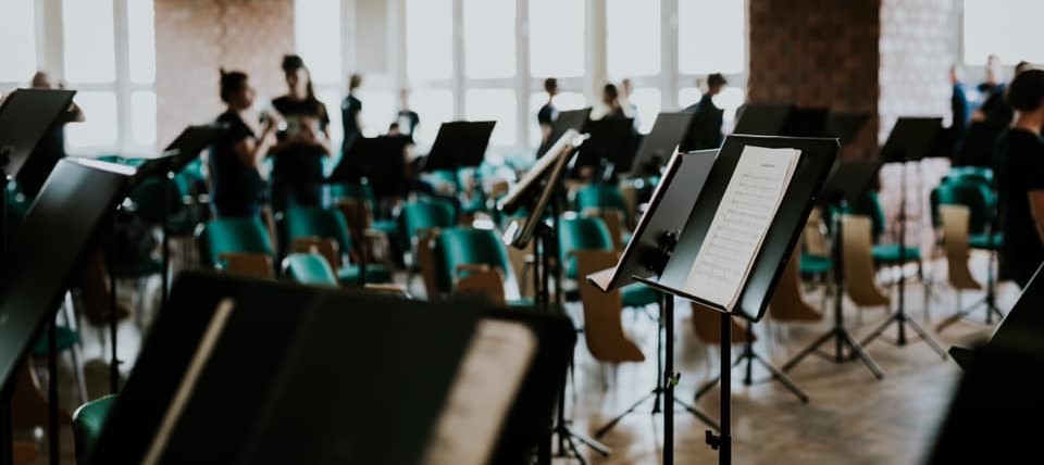 sala prób, stojak z nutami